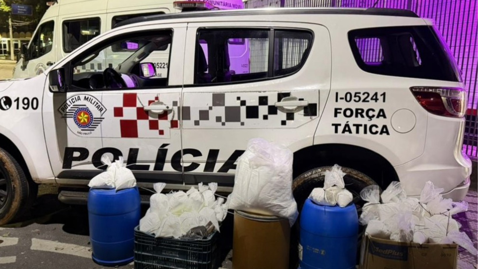 Casal é preso com cerca de 80 kg de cocaína em Pindamonhangaba